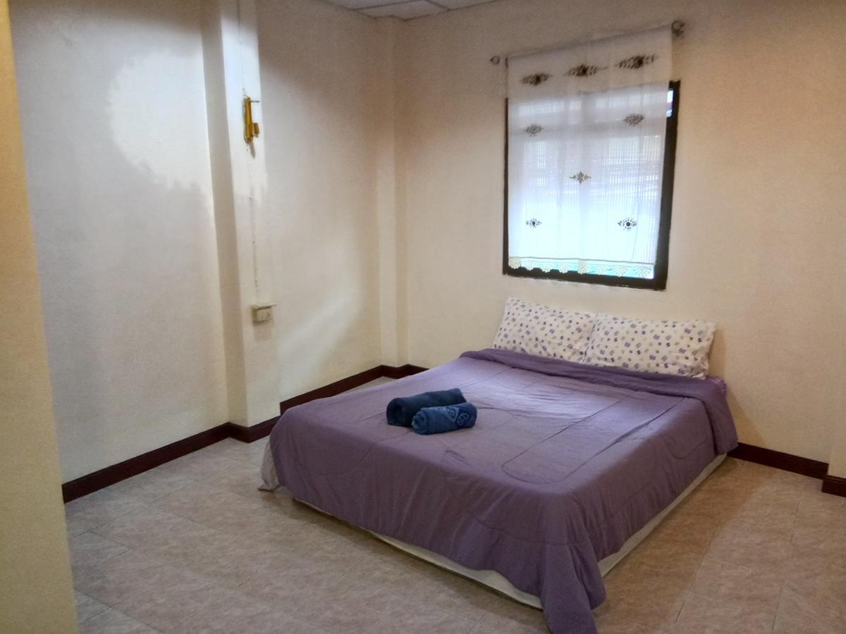 Wild & Wandering Backpacker Hostel & Bar Haad Rin Pokoj fotografie