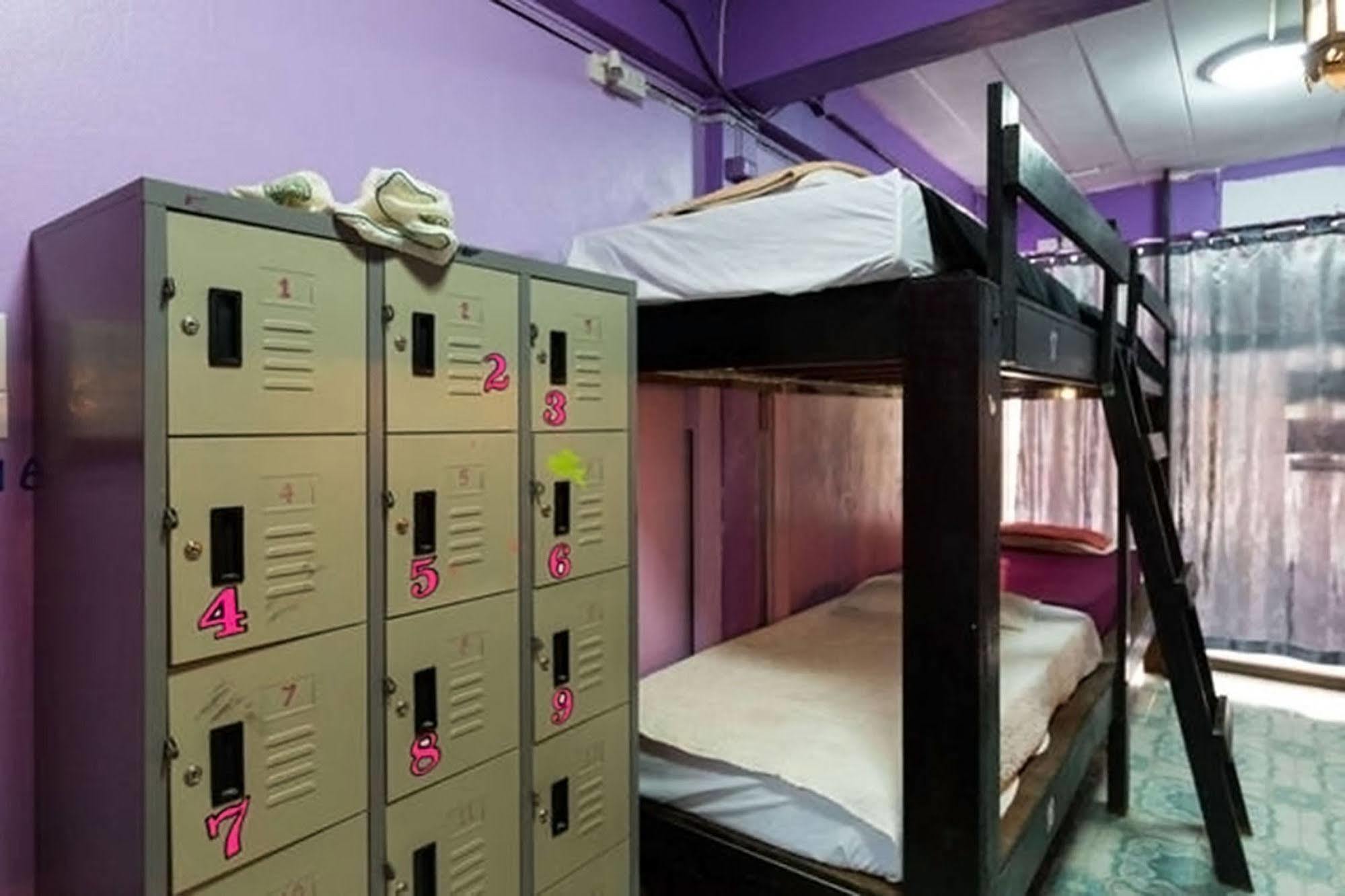 Wild & Wandering Backpacker Hostel & Bar Haad Rin Exteriér fotografie